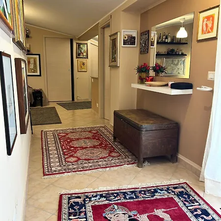 Apartment Townhouse *